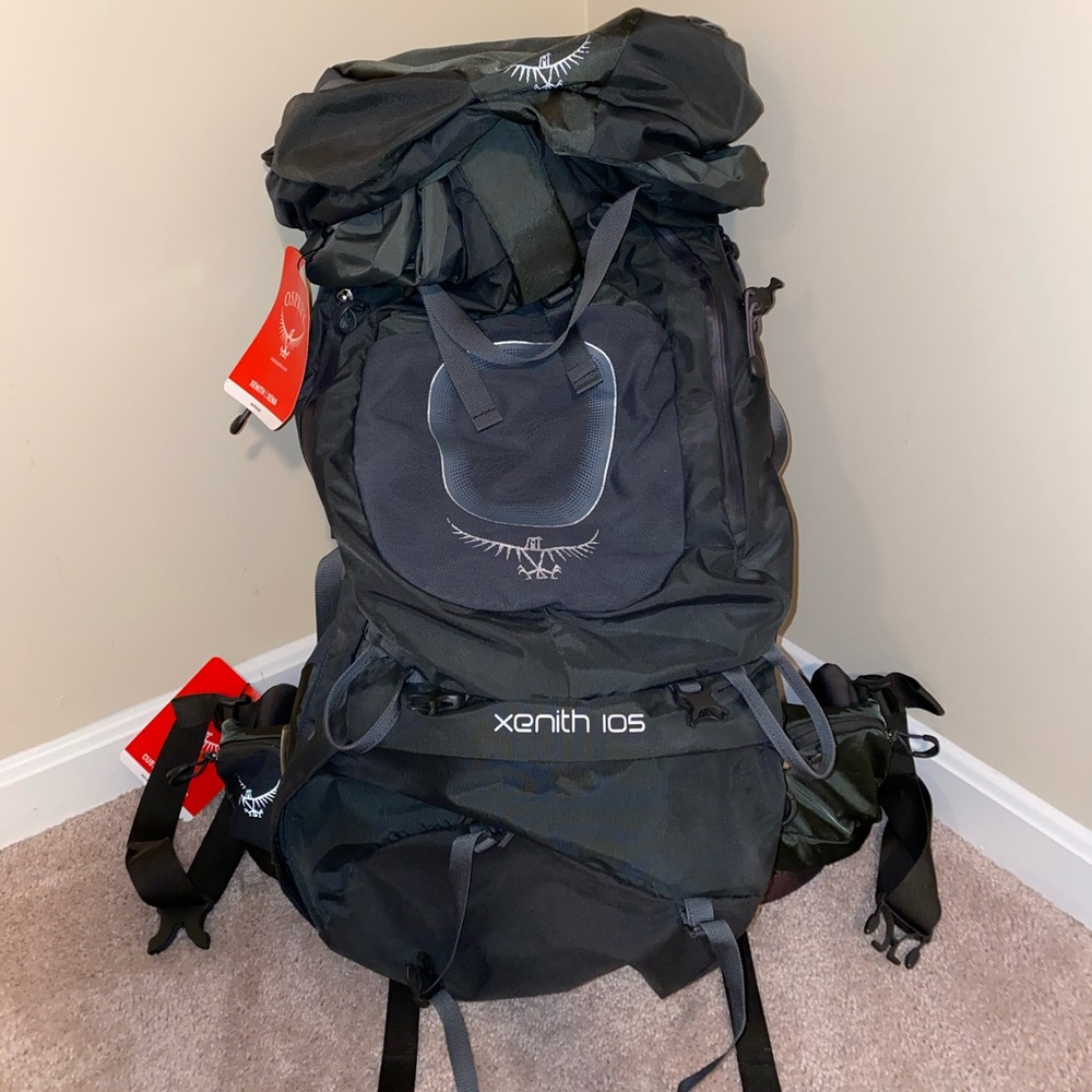 Osprey 105 Xenith Brand New Hiking Backpack
